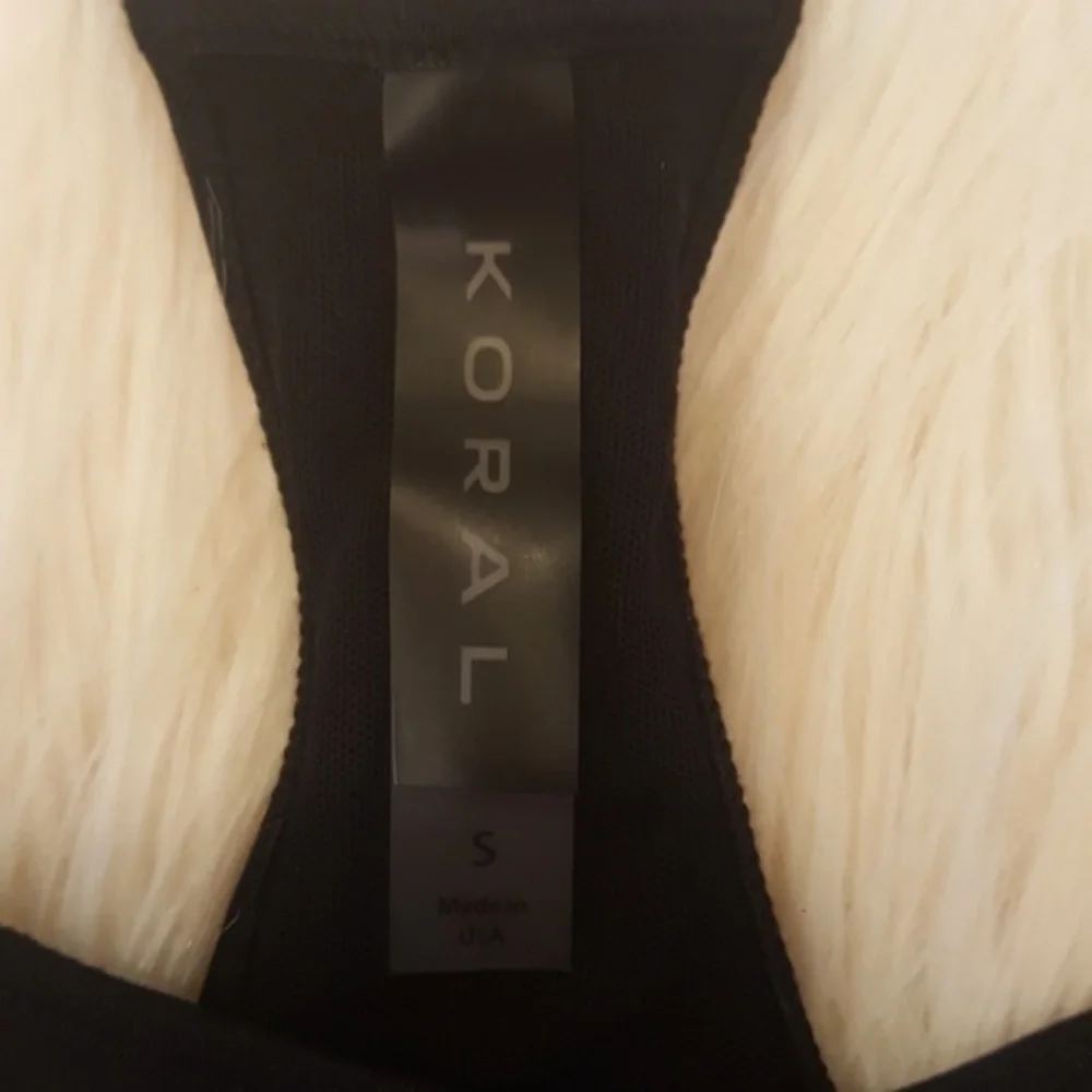 NWOT  BLACK KORAL‎ TRIFECTA VERSATALITY  SPORTS BRA